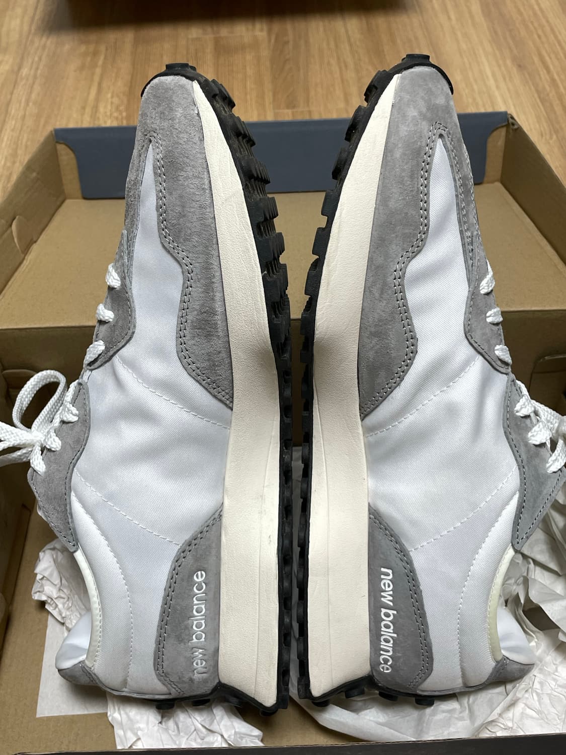 뉴발란스 327 그레이 300 상품이미지4