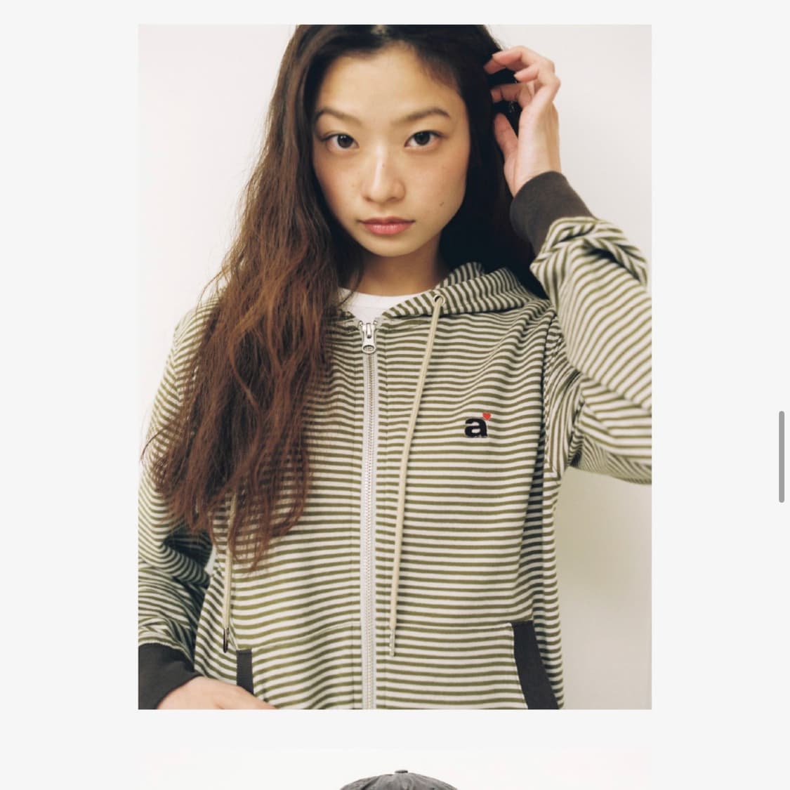 AEAE 에이이에이이 스트라이프 소문자 후드 집업 카키 상품이미지1
