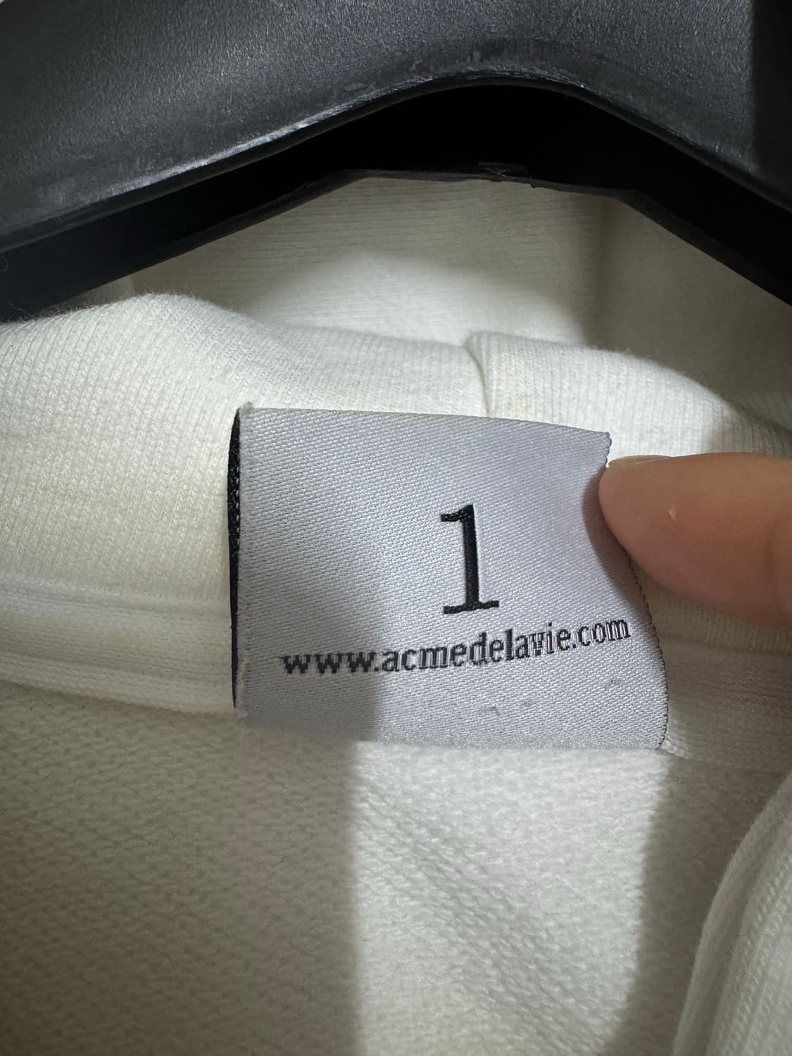 아크메드라비 후드티 상품이미지3