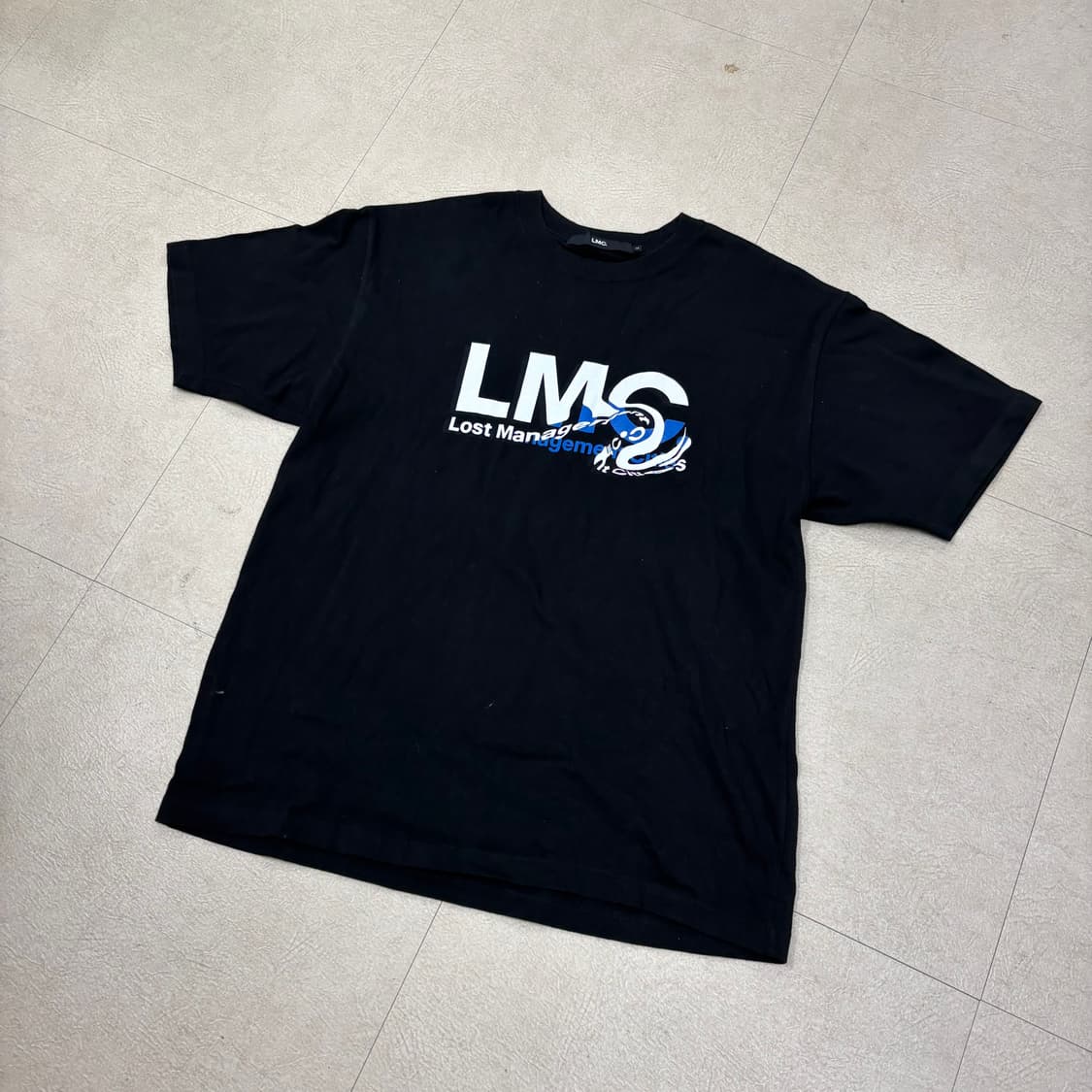 Lmc 웨이브 빅로고 반팔티 상품이미지1