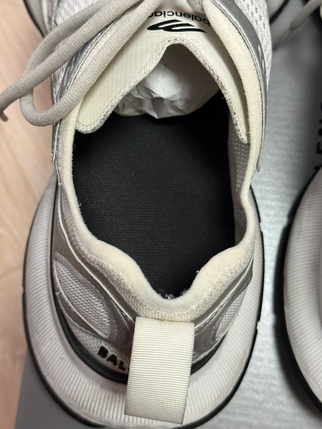 발렌시아가 서킷 44 실버  상품이미지8