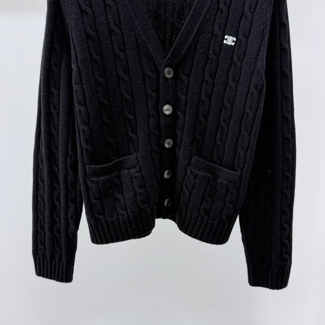 [S+급/M] 셀린느 트리오페 캐시미어 케이블 니트 가디건 블랙 상품이미지4