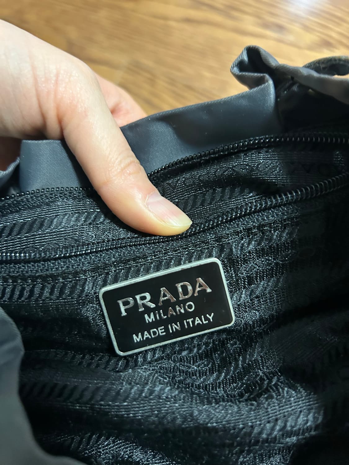 프라다 리나일론 백팩 정품 상품이미지3