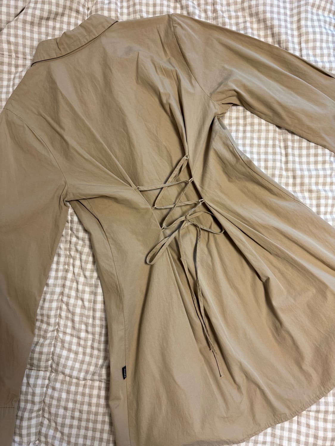 팬시클럽 아일렛 포인트 셔츠 원피스 (베이지) 상품이미지4