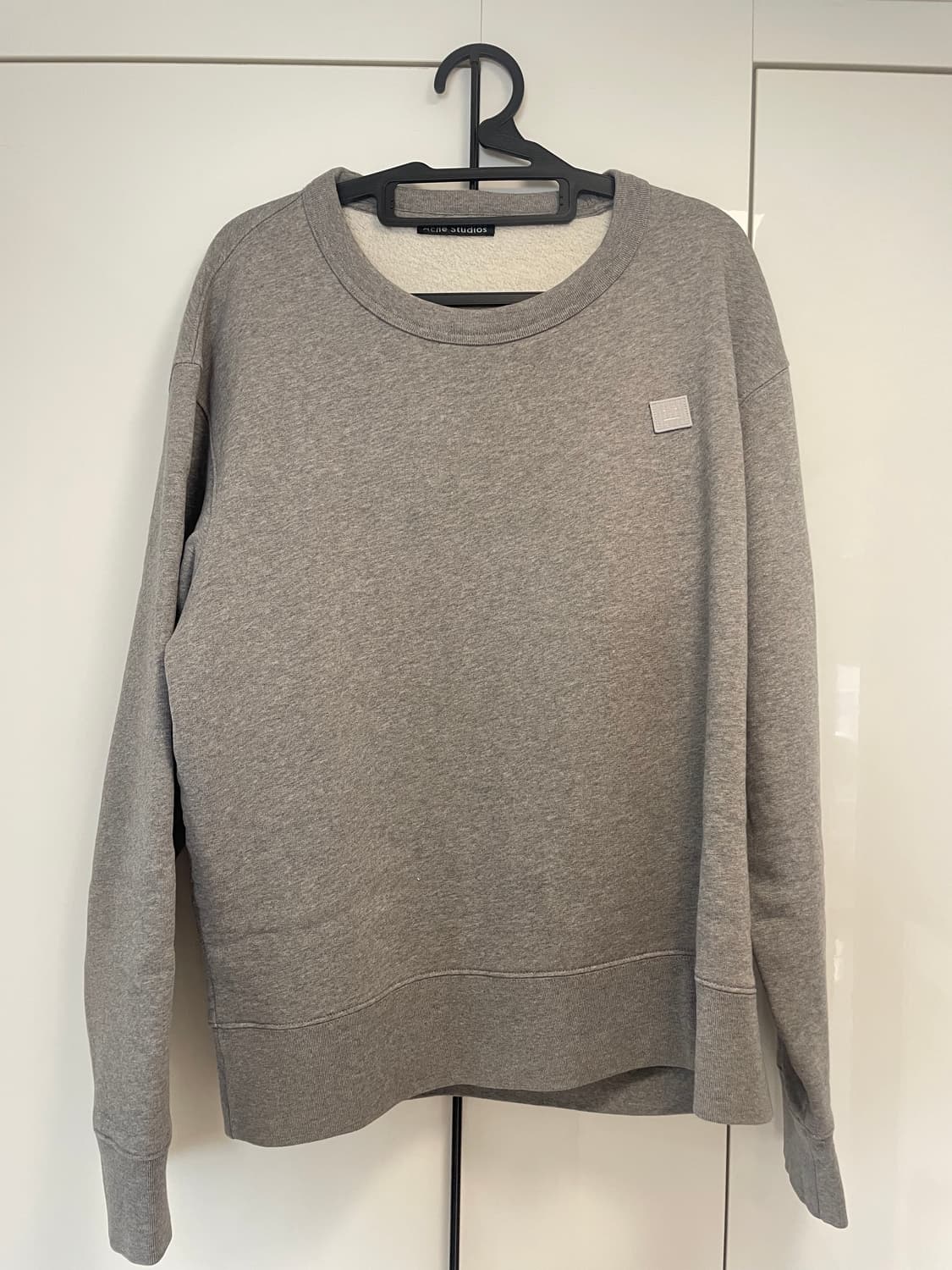 아크네 스튜디어 페어뷰 맨투맨 상품이미지1