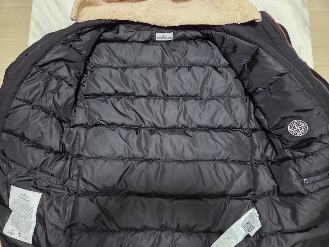 스톤아일랜드 데이비드 TC 다운 패딩 상품이미지4