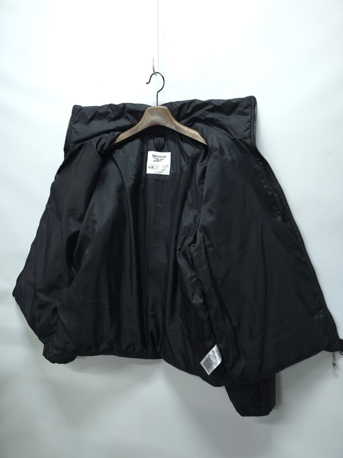 리복 벡터 로고 블랙 덕다운 오리털 숏패딩 상품이미지4