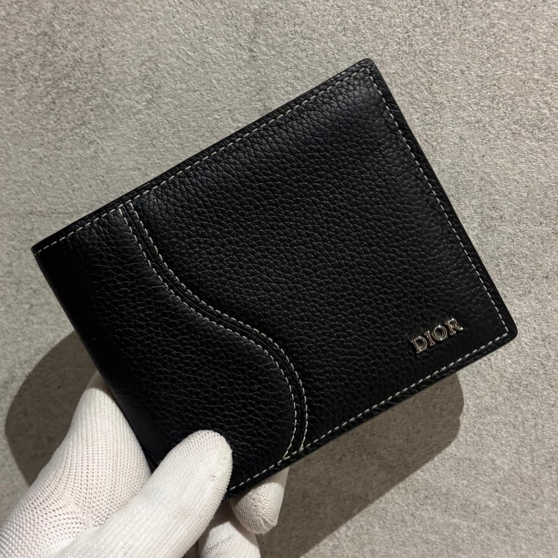 S OS사이즈 디올 그레인드 카프스킨 새들 반지갑 블랙 상품이미지1