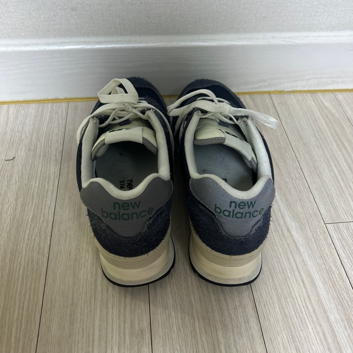 뉴발란스 574 헤리티지 네이비 상품이미지4