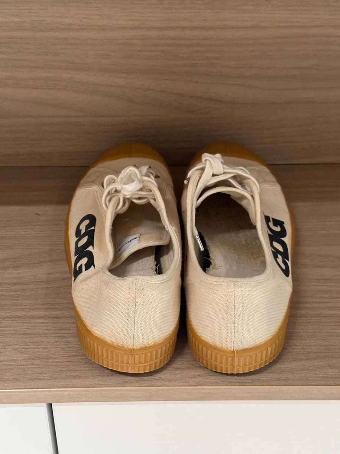CDG 꼼데가르송 노베스타 스니커즈 상품이미지3