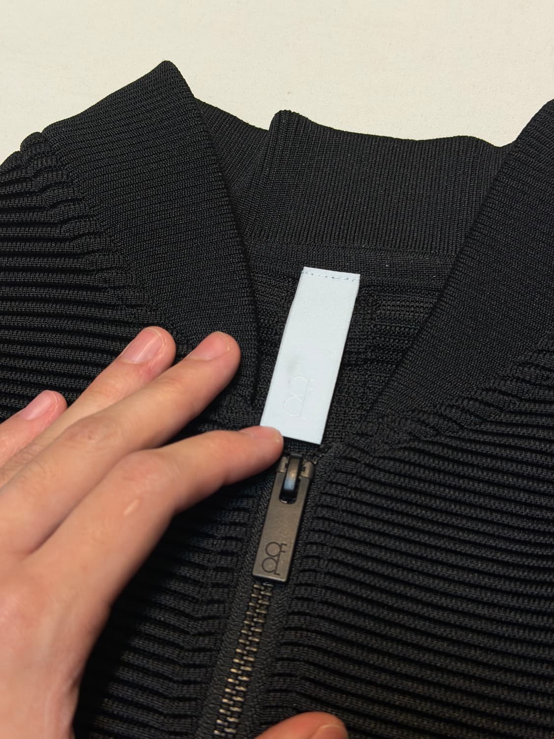 CFCL 스트라텀 봄버자켓 플리츠 투웨이 블루종 블랙 상품이미지2