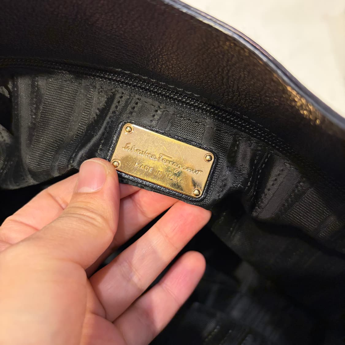 페라가모 간치니 체인 숄더백 가방 상품이미지8