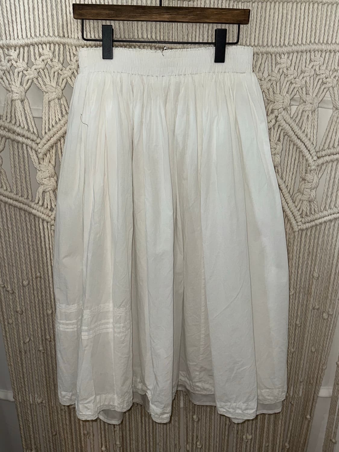 내추럴 아이보리 밴딩 플레어 롱스커트 상품이미지3