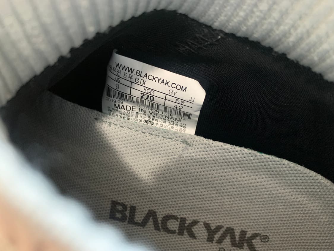블랙야크 트레킹 등산화 GTX 270판매합니다 상품이미지7