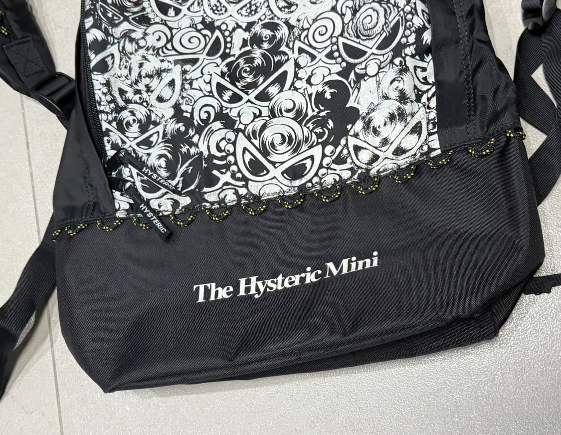 히스테릭 글래머 아카이브 가방 끈 디테일 중형 백팩 가방 상품이미지2