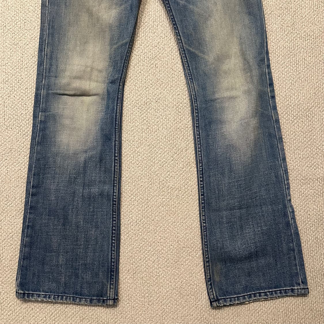 디젤 Diesel 세미 부츠컷 데님팬츠 상품이미지3