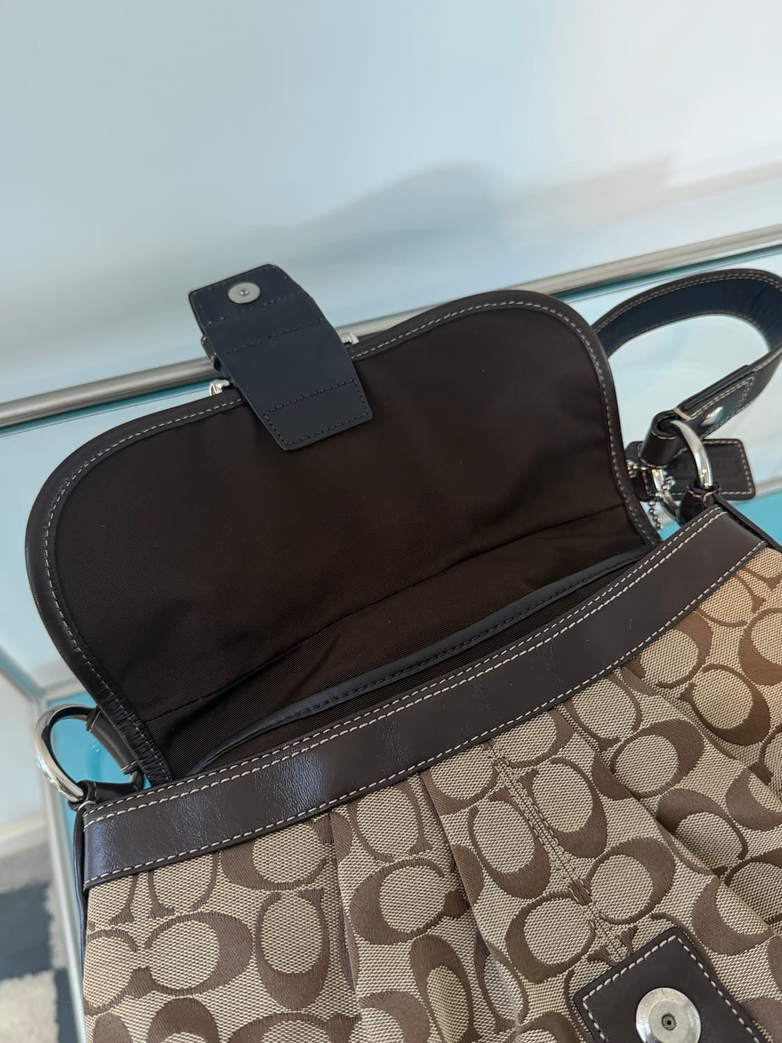 S급 🤎 Coach Signature Buckleback 상품이미지6