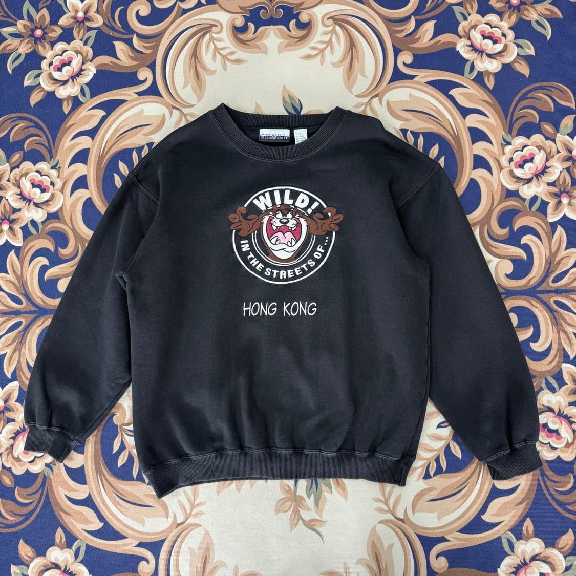 (M)90s 루니툰즈 Looney tunes 테즈 맨투맨(블랙) 상품이미지1