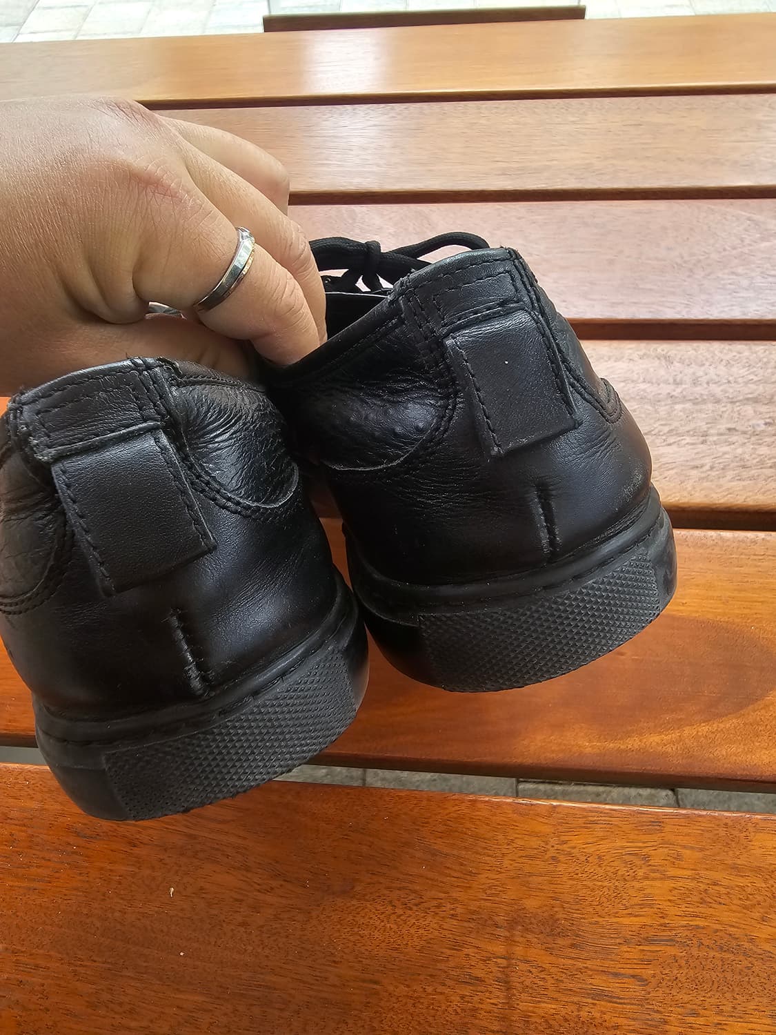 닐바렛 스니커즈 상품이미지2