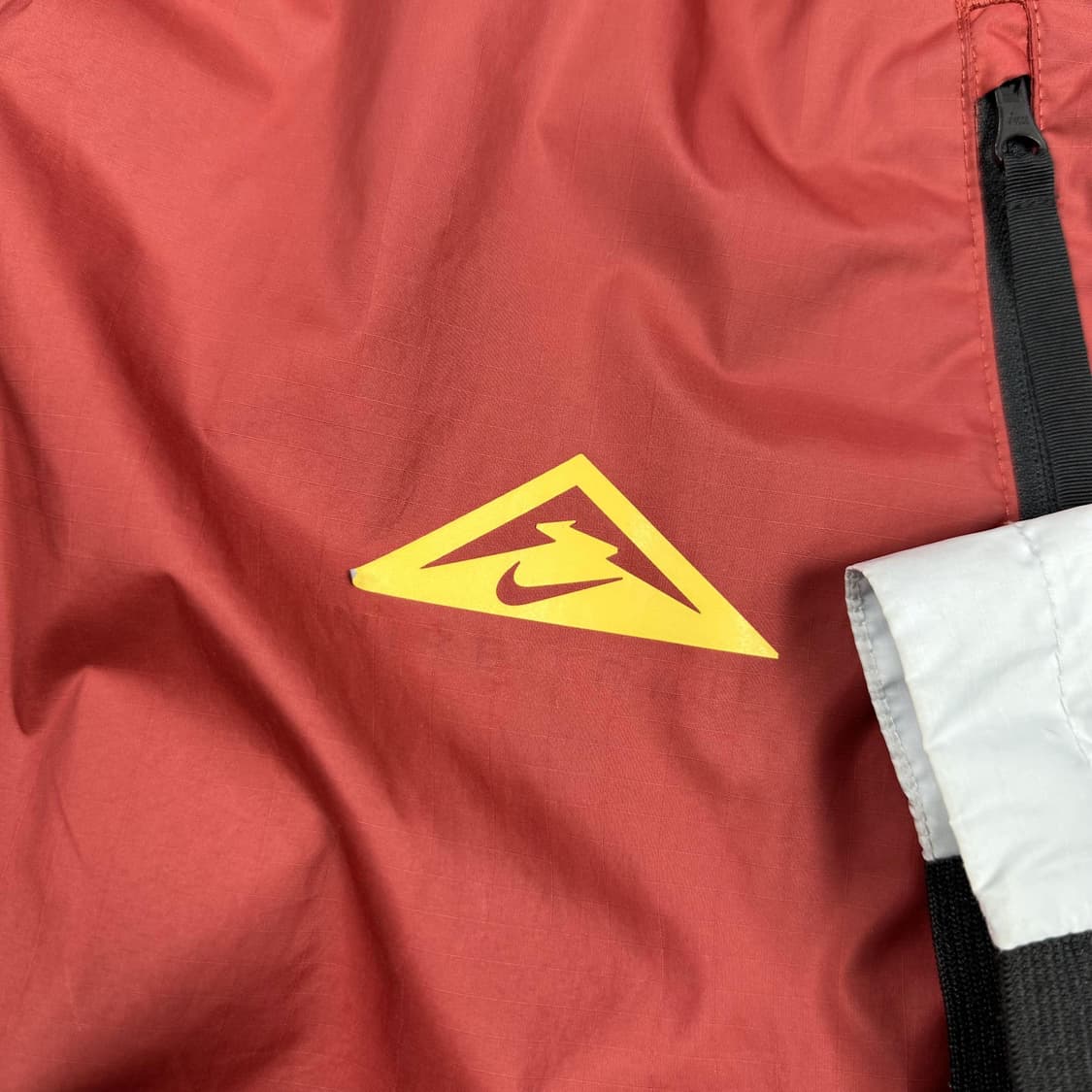 나이키 러닝 트레일 윈드러너 바람막이 자켓 (L) 상품이미지3