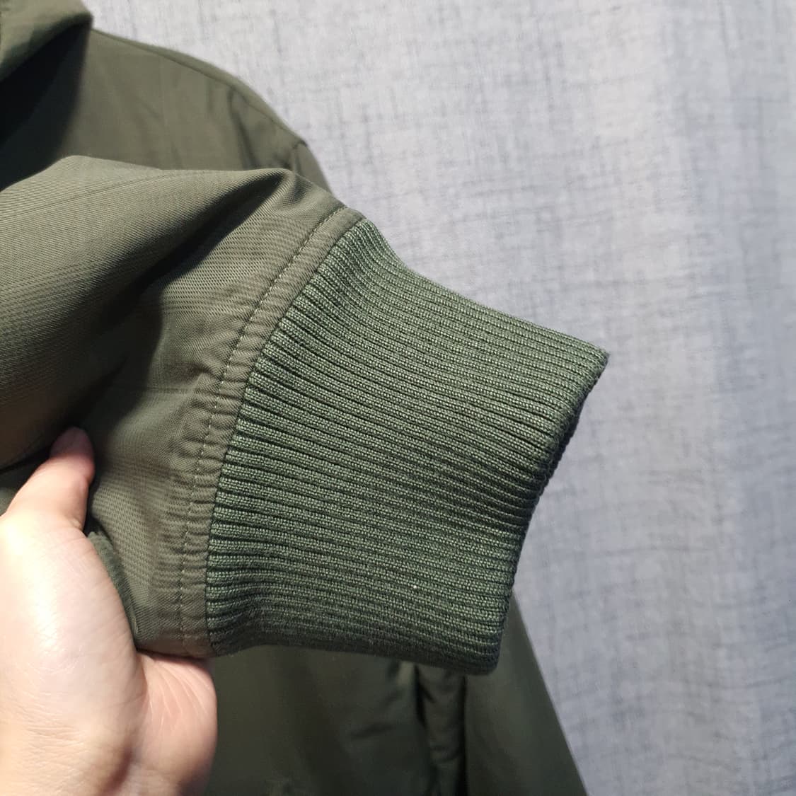 반스 카키 후드 항공 점퍼  상품이미지3