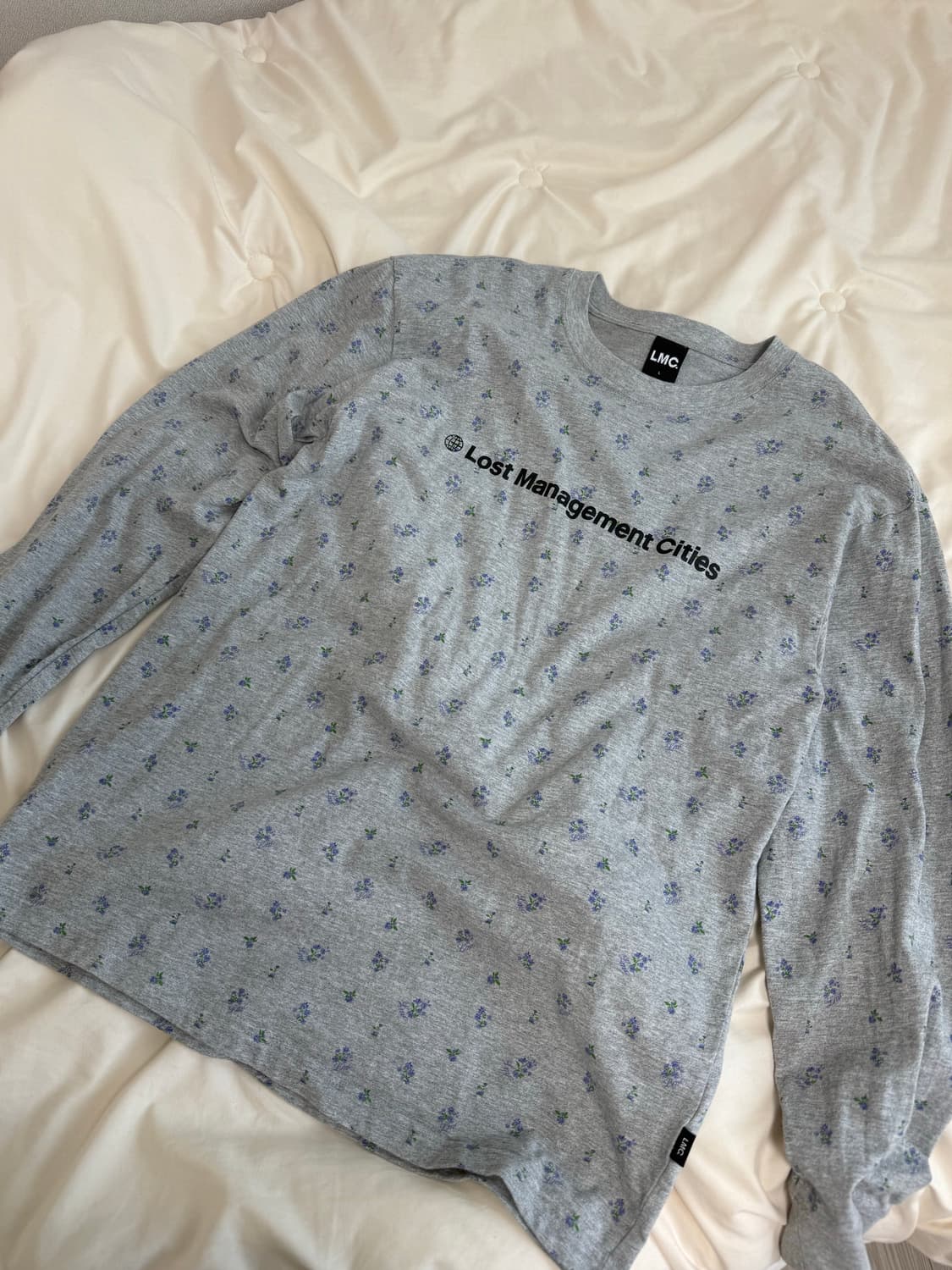 LMC 롱슬리브 플라워 그레이 상품이미지1