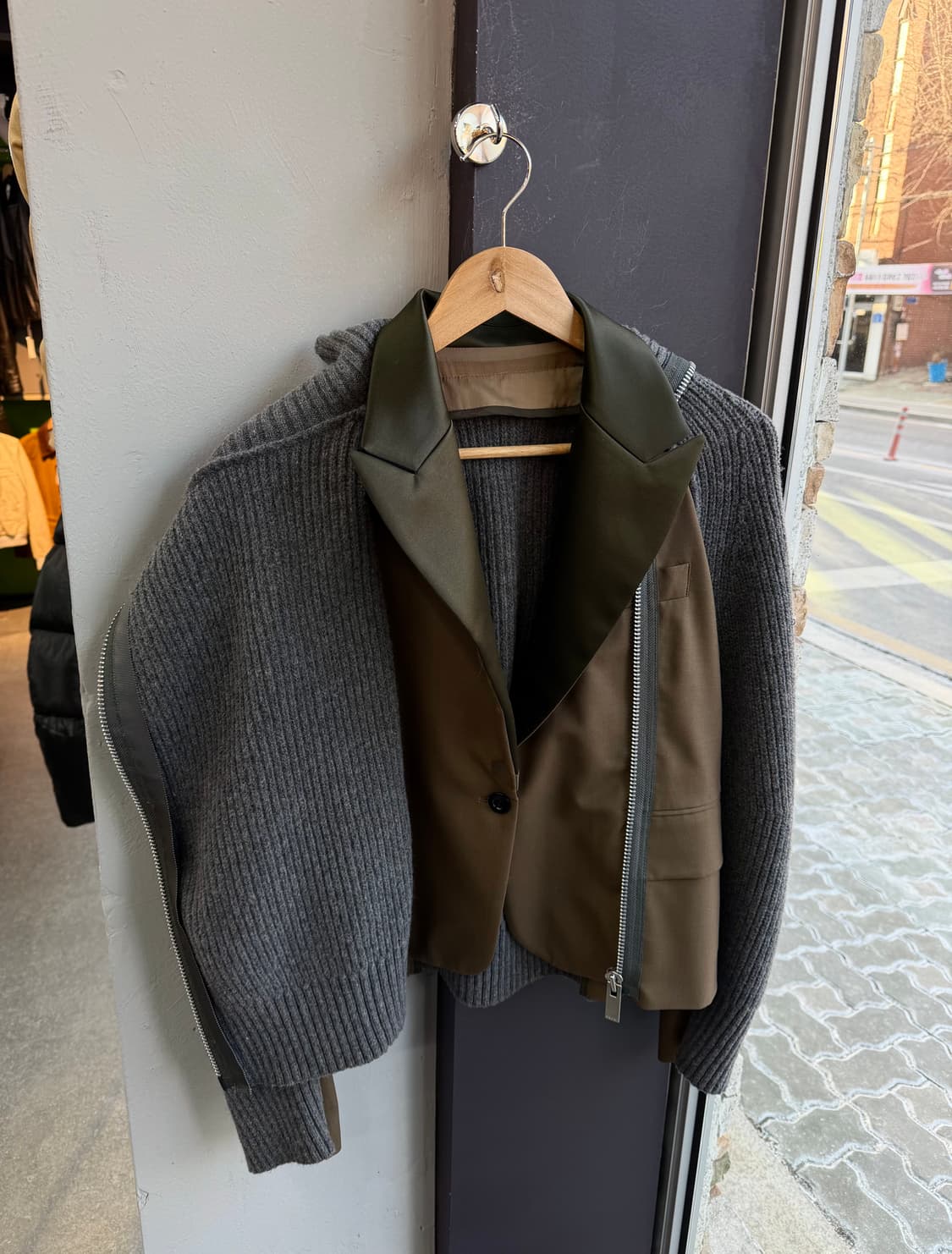 2/ 사카이 22FW 수트 레이어드 니트 자켓 상품이미지7