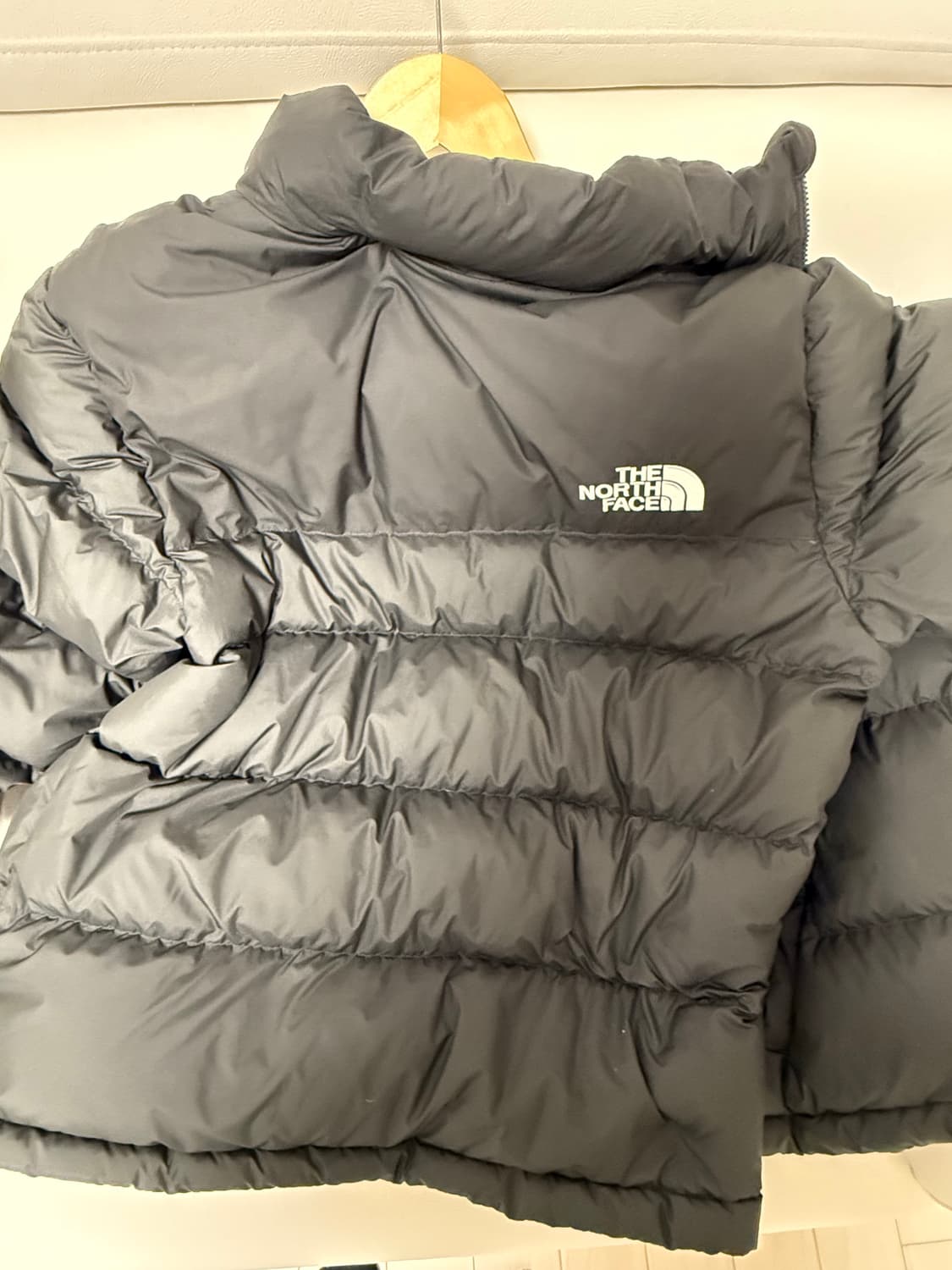 노스페이스 눕시 1992 차콜 L사이즈 판매합니다. 상품이미지3