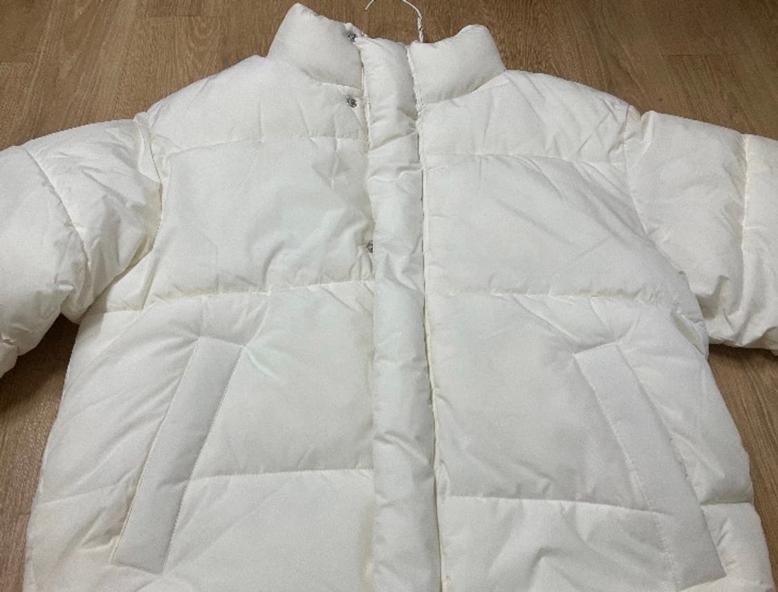 (새상품) 스파오 베이직 푸퍼 패딩 아이보리 L 상품이미지1