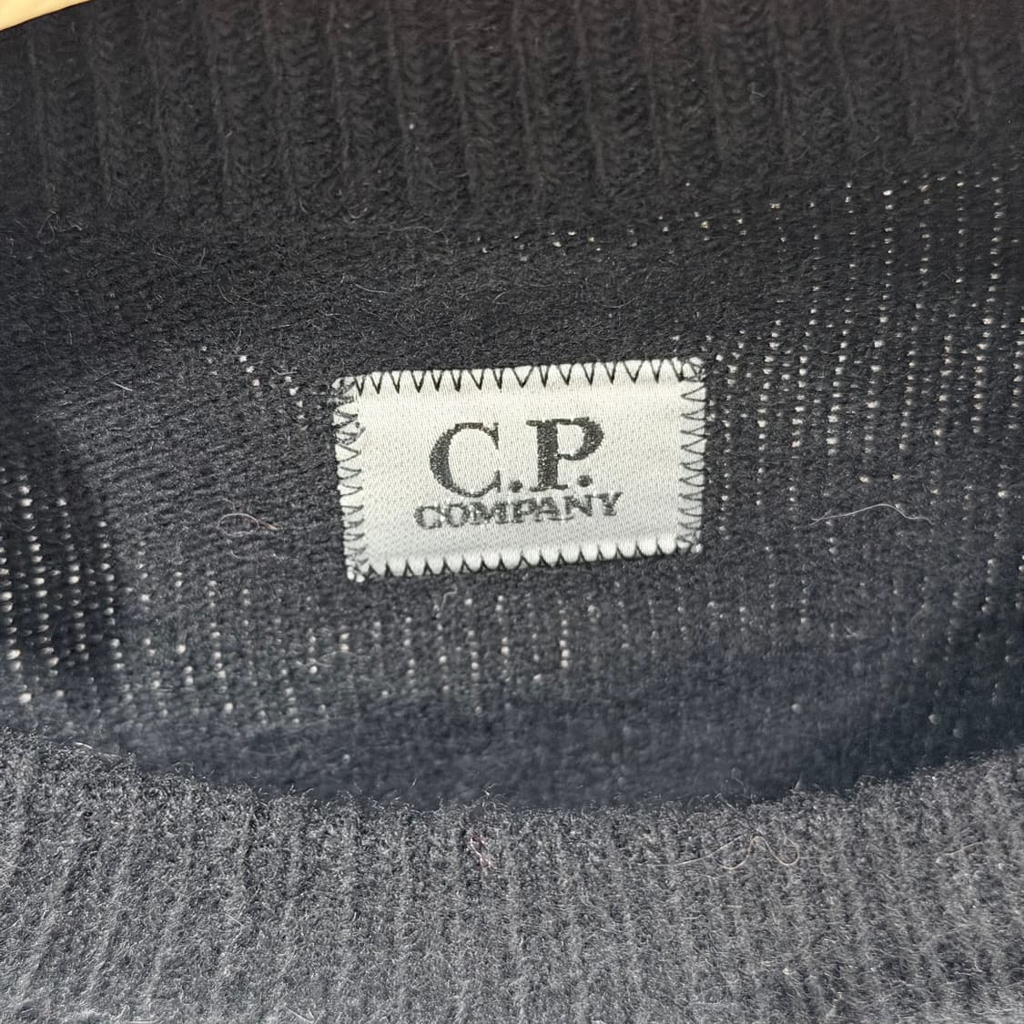 (A+/56) / 씨피컴퍼니 컴팩트 코튼 니트 블랙 상품이미지3
