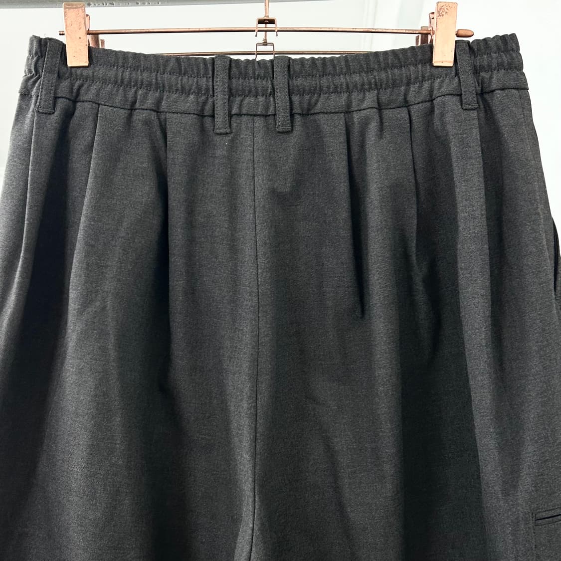 송지오 옴므 23SS 크레이프 벌룬 팬츠 상품이미지7