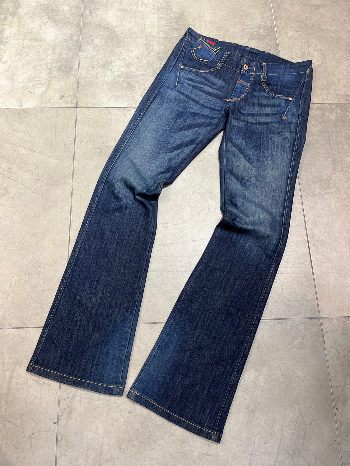 00s 마리떼 프랑소와 저버 스타 패치 데님 부츠컷 팬츠 상품이미지2