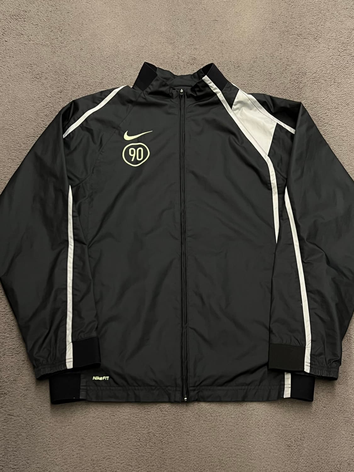 나이키 올드스쿨 토탈90 바람막이 처분  상품이미지1
