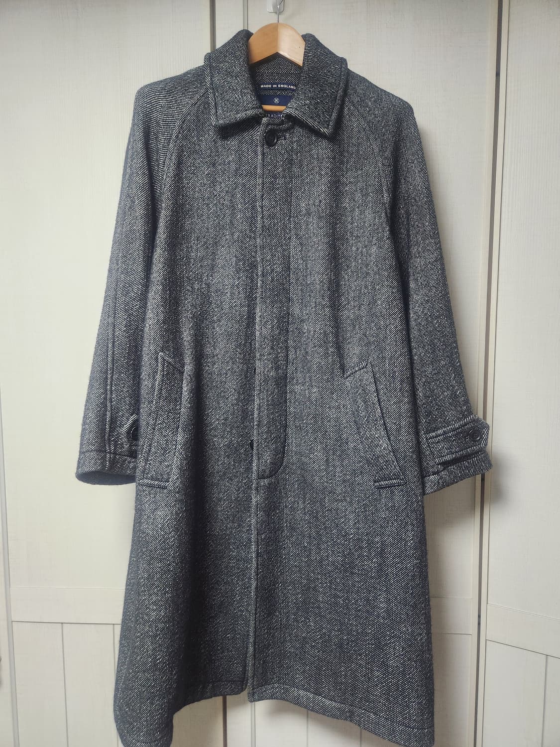 런던트레디션 인버티드플리츠 발마칸코트 차콜 40사이즈 상품이미지1