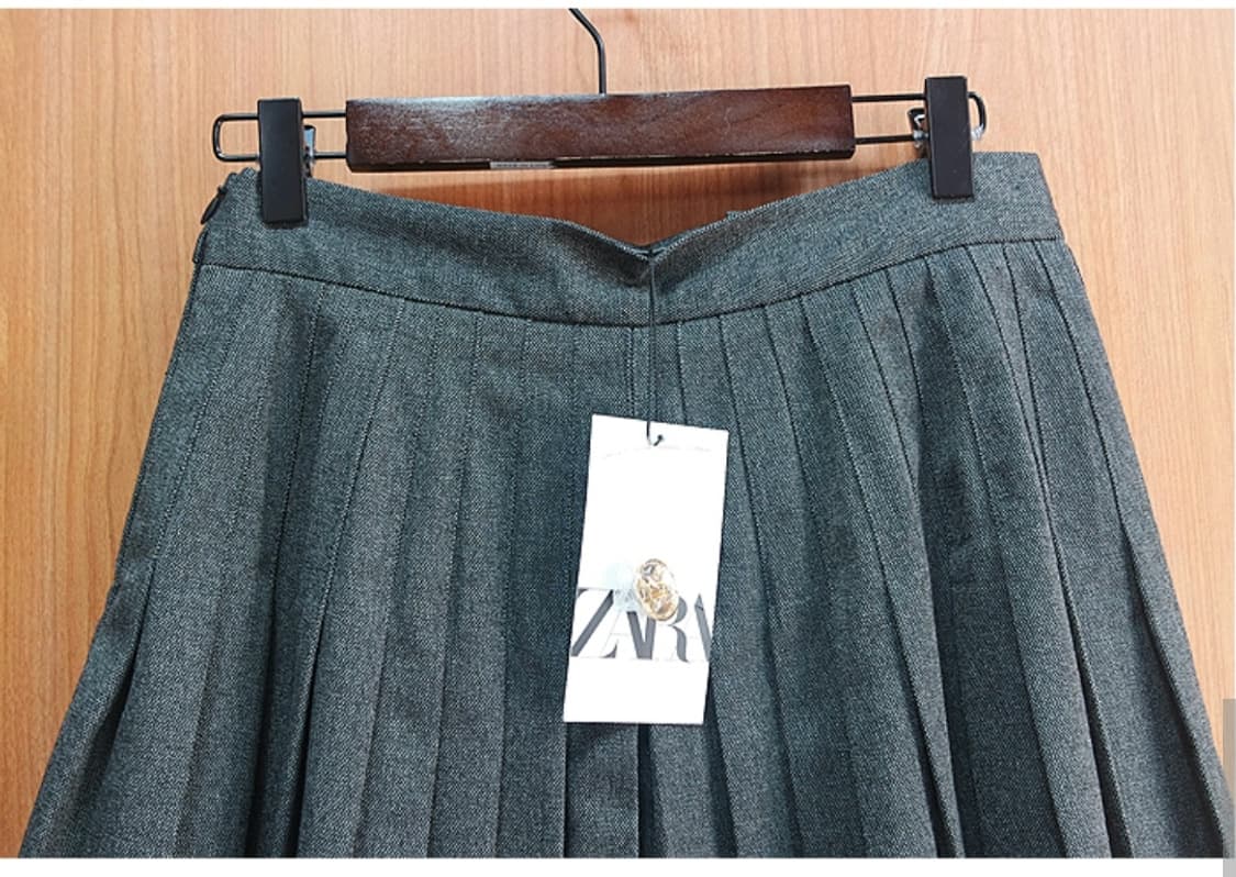 새제품~!!ZARA 자라 더블 금장 버튼 스커트 상품이미지6