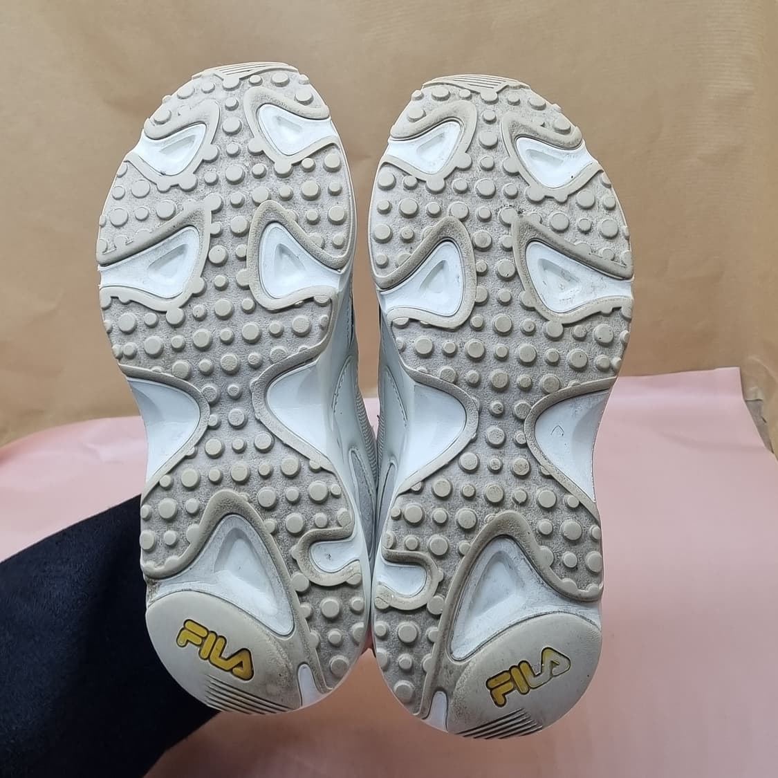 휠라 레이트레이서 여성운동화230 상품이미지3