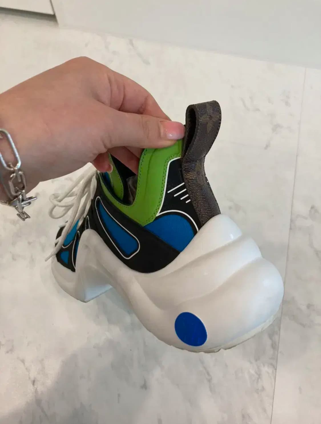 louis vuitton 아치라이트멀티컬러37 상품이미지4