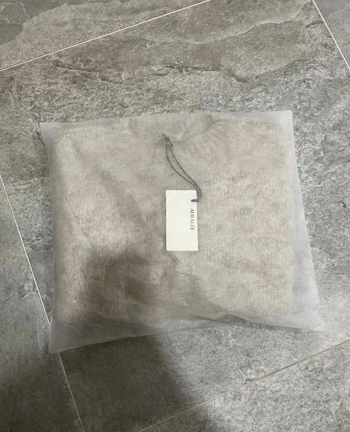 오라리 25AW 캐시미어 멜란지 니트 풀오버 상품이미지3