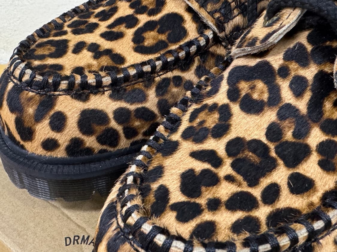 닥터마틴 로웰 아카이브 레오파드 헤어온 상품이미지2