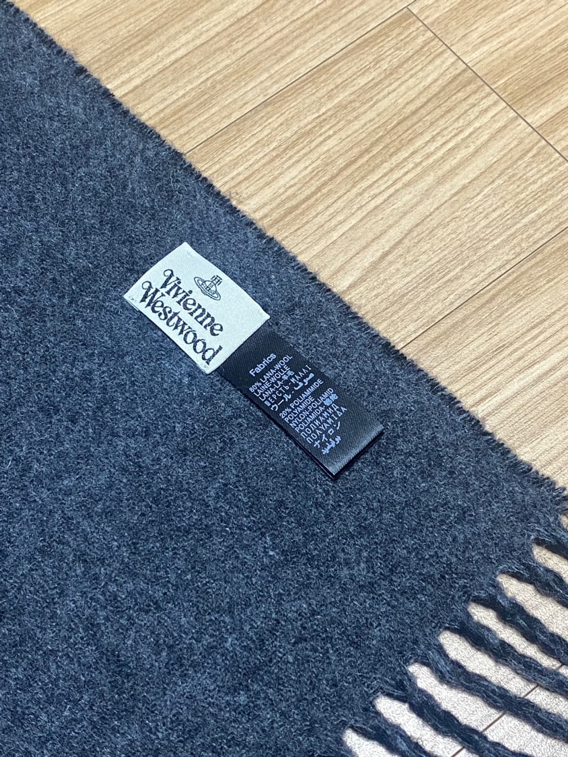 비비안웨스트우드 리버시블 머플러  상품이미지4