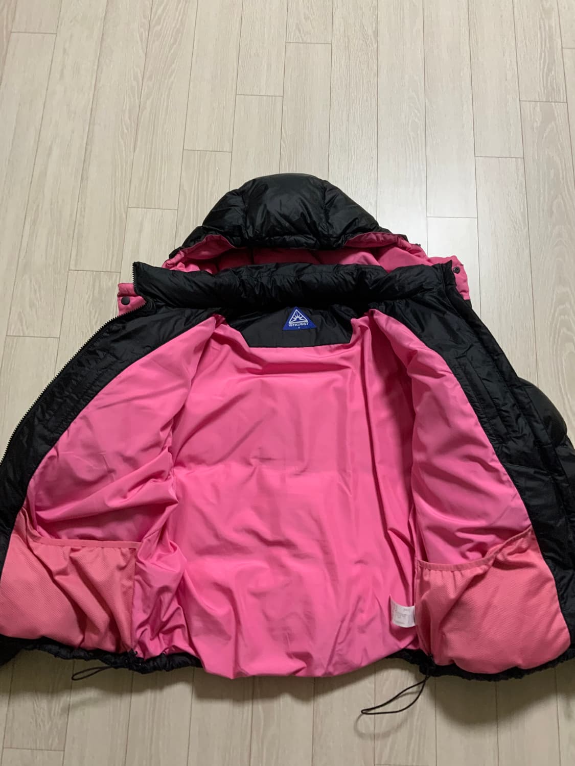 이스트쿤스트 패딩 M 상품이미지3