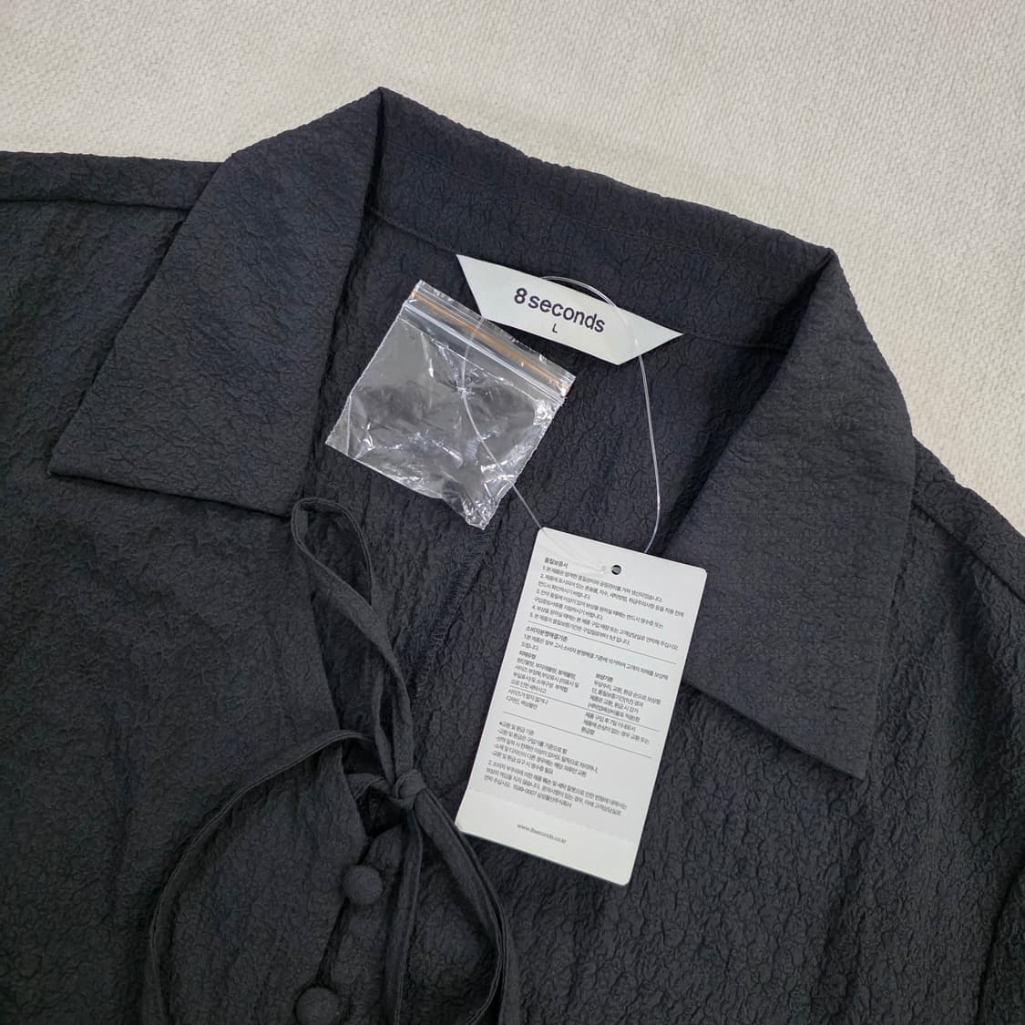 L 새상품 에잇세컨즈 링클 리본 블라우스 0225J 상품이미지3