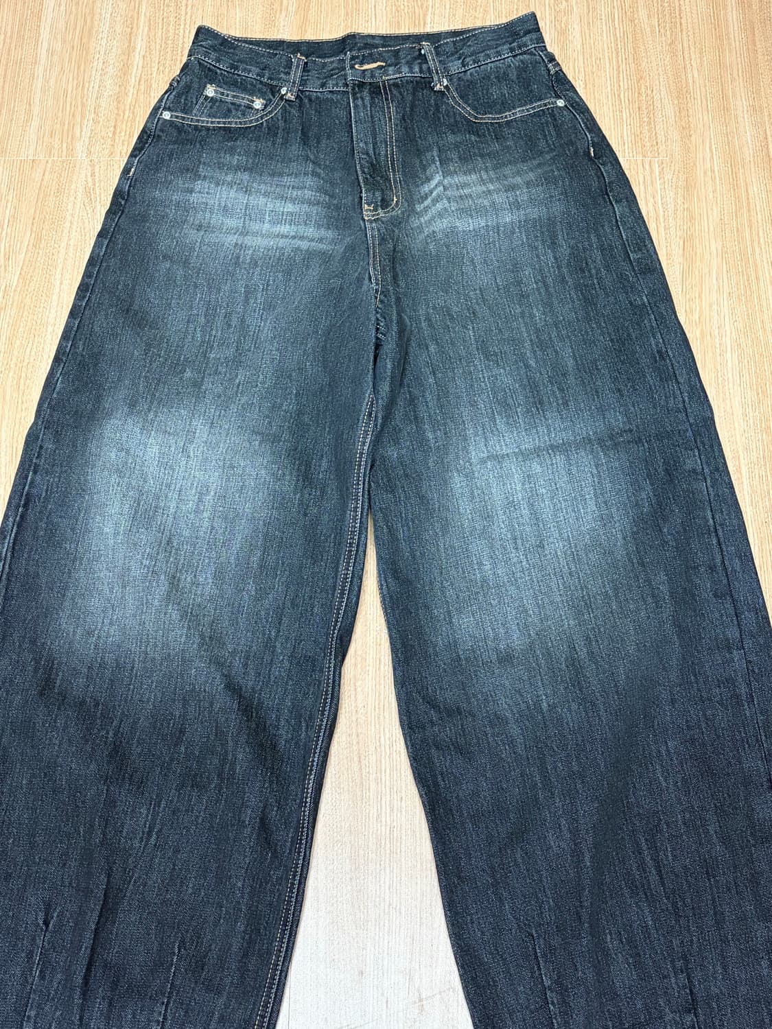 인템포무드 레이지보이 벌룬핏 데님_워시블랙 상품이미지1