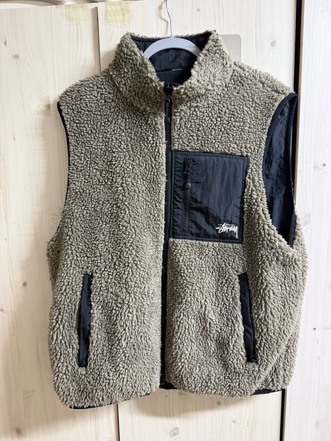 스투시 쉐르파 조끼 팔아요! 상품이미지1