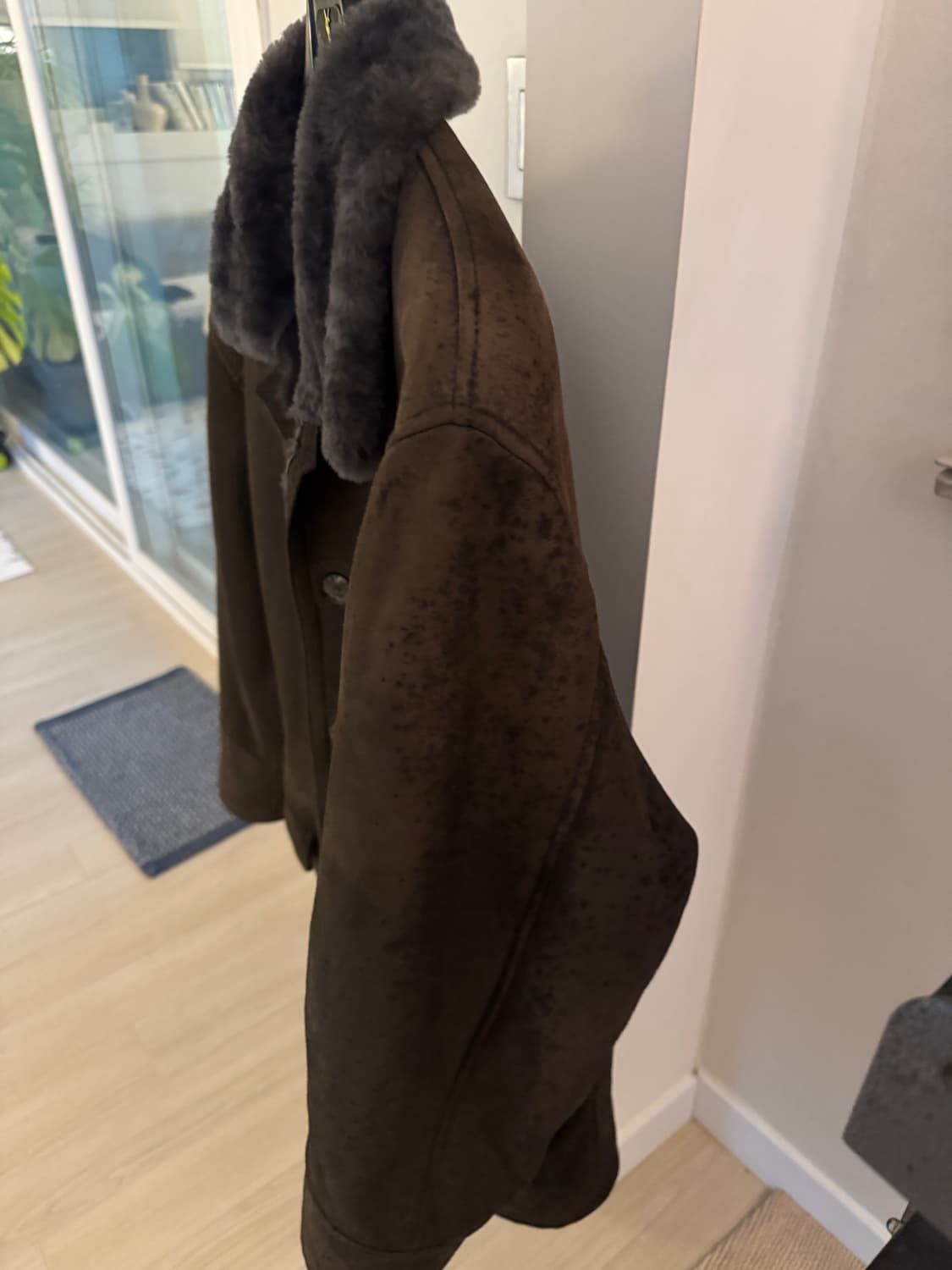 YSL 입생로랑 고동색 브라운 무스탕 반코트 105 상품이미지4