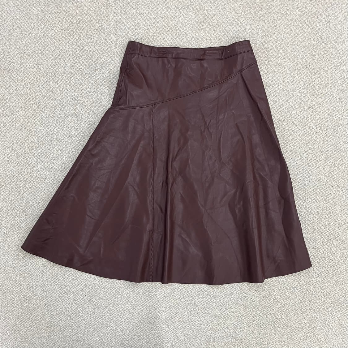 77 셀렙샵 레더 미드 스커트 치마 0219M 상품이미지4