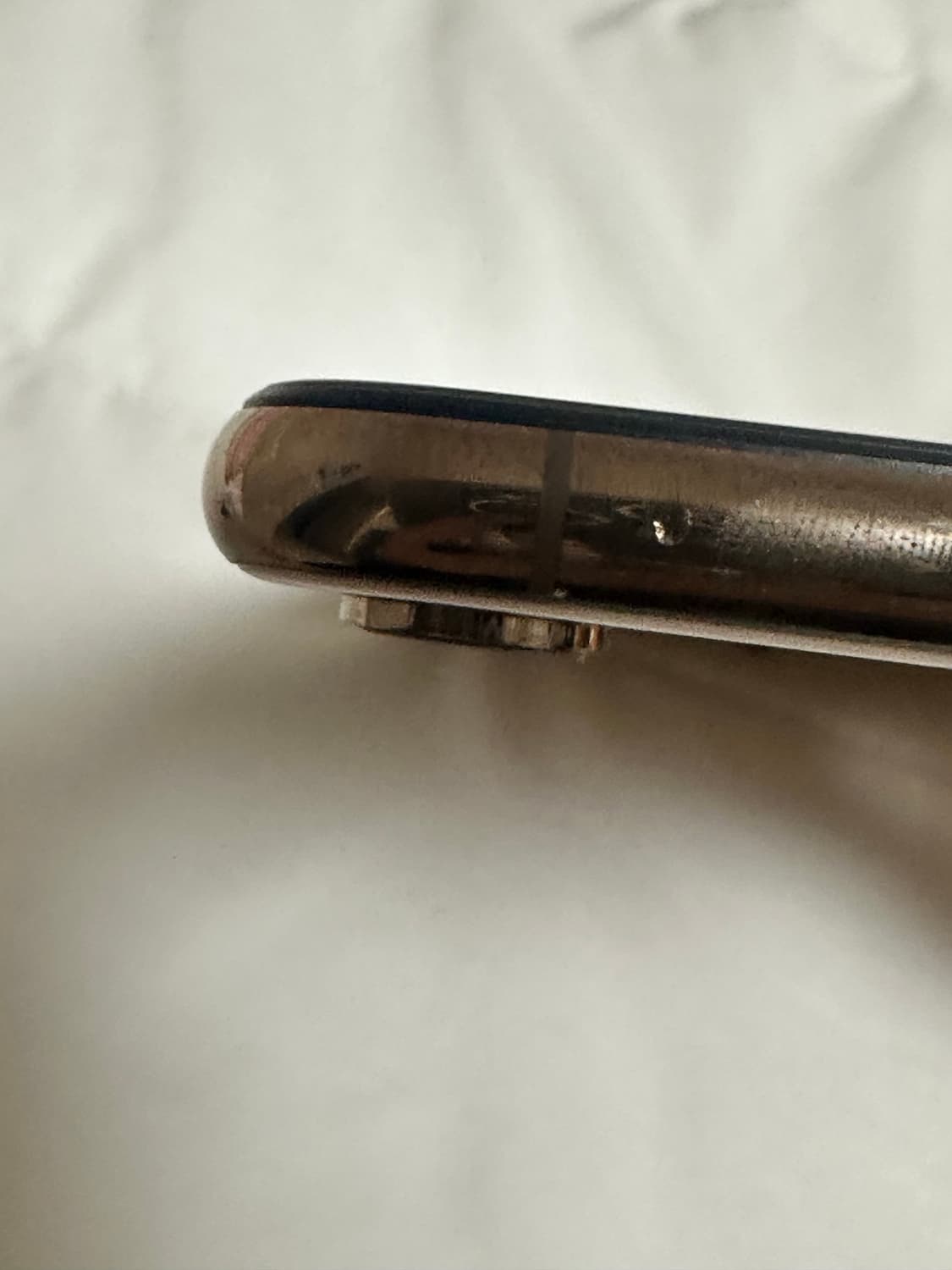 아이폰 xs 골드 256기가 상품이미지3