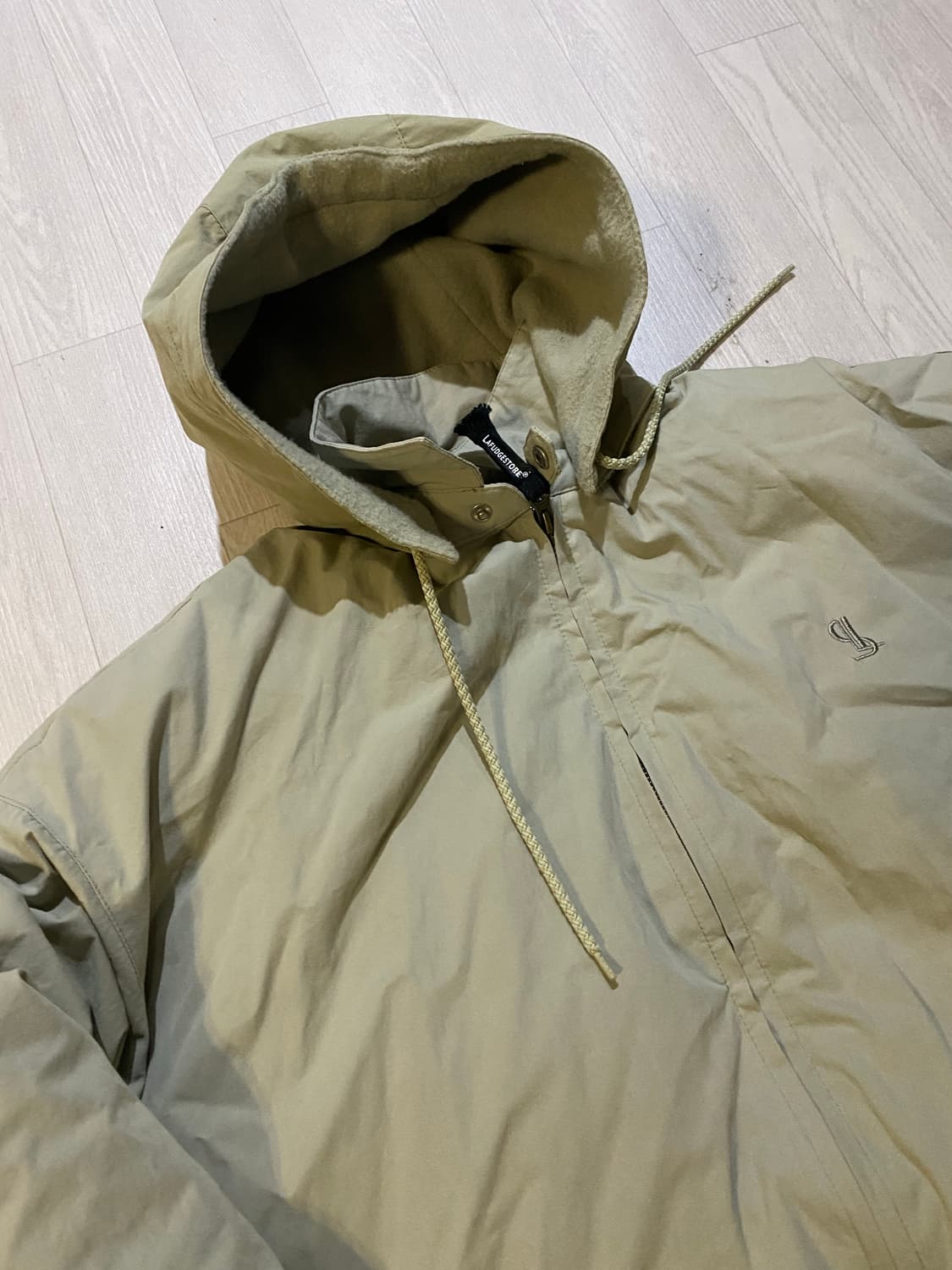 라퍼지스토어 패딩 상품이미지3