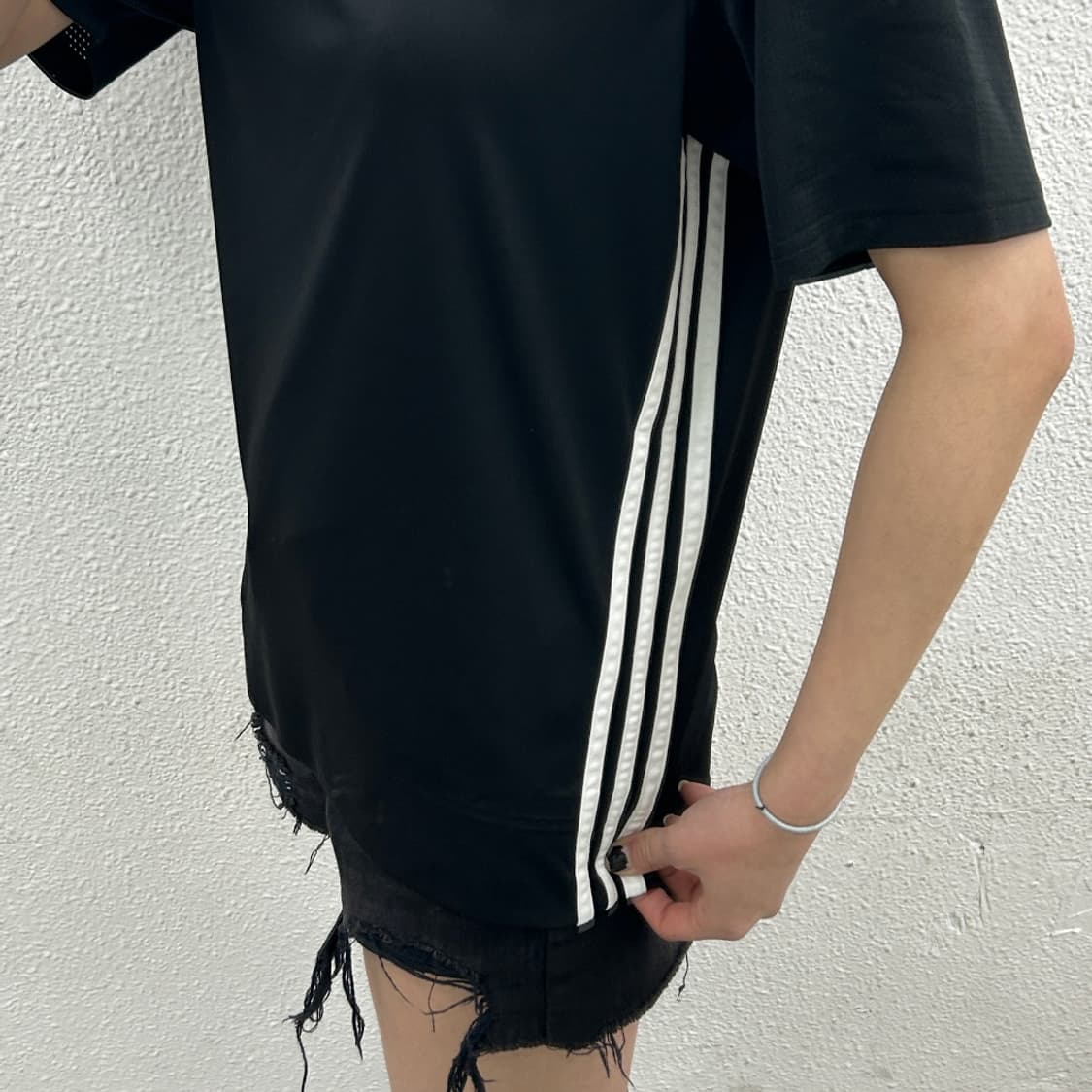 아디다스 에센셜 블랙 에어 티셔츠 M 상품이미지2