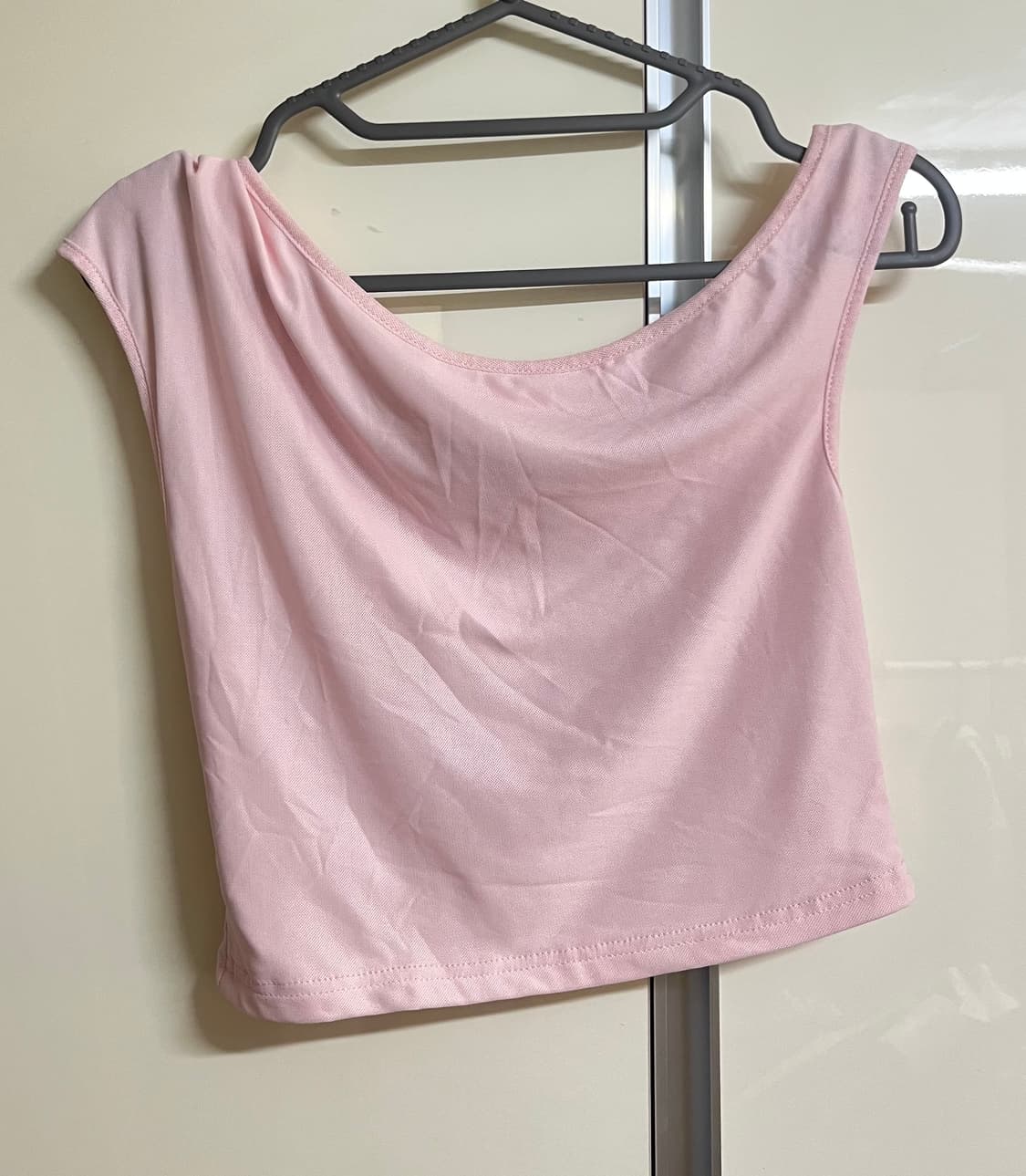 원숄더 장미 프린팅 티셔츠 상품이미지2